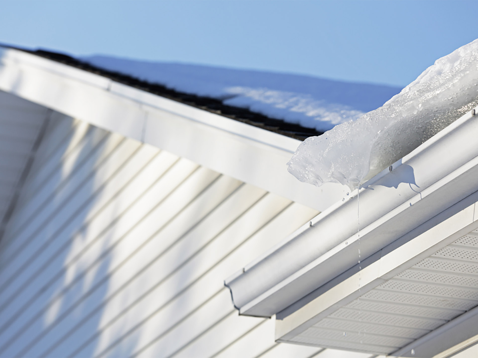 icicles-can-cause-trouble-for-your-roof